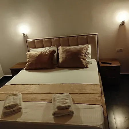 Tini Appartement Ksamil