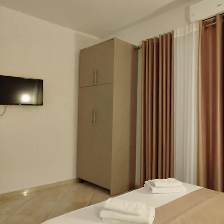 Tini Appartement Ksamil